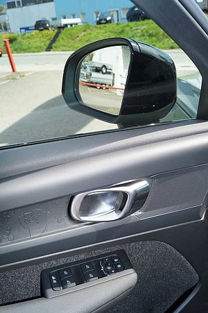 Volvo  Recharge Twin AWD Plus Aut. /AHK/19'/Google